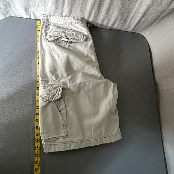 Vintage Old Navy Mens Cargo Shorts Size 34 Loose Fit Utility Y2K Baggy Preppy - Picture 7 of 10